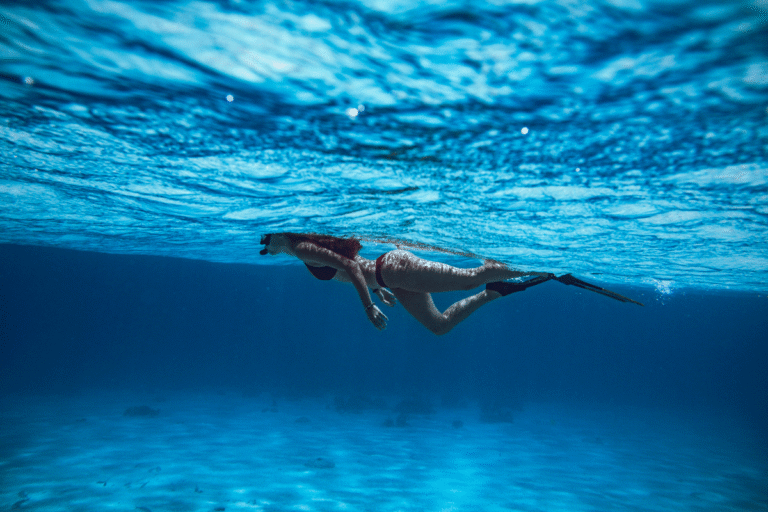 De välbevarade korallträdgårdarna vid Chumbe Island är en höjdpunkt för snorkling zanzibar.